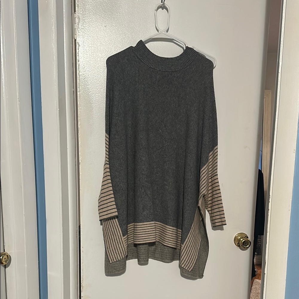 Gray and Tan Crewneck Sweater with Color-Block Design